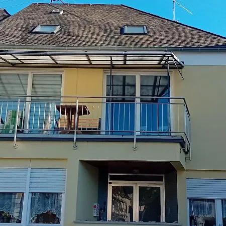 A&a Urlaubswohnung Διαμέρισμα Piesport